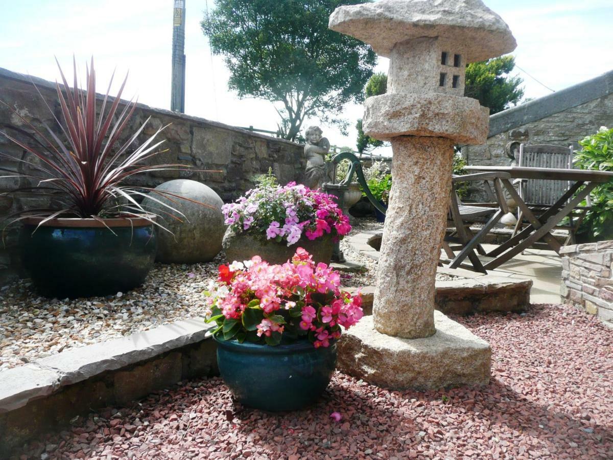 Nutstile Farm Bed & Breakfast